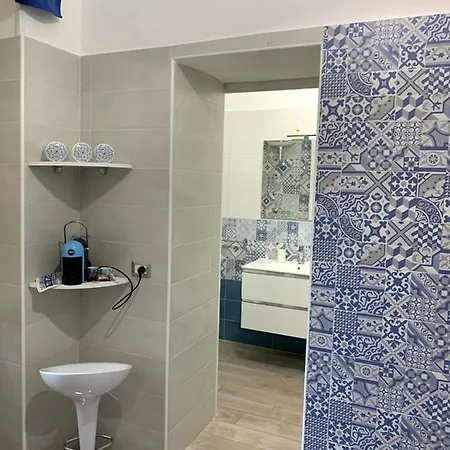 Apartment Maria - Family House Monte di Procida