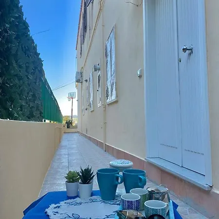Maria - Family House Monte di Procida